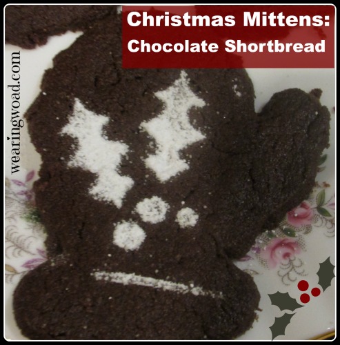 Christmas Mittens Chocolate Shortbread Cookies 2